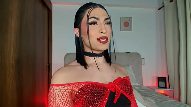 KarolPorttela online show from 10/19/25, 10:54