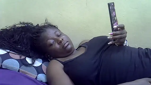 Snapshot of Harrisamor chatting on 10/21/25, 09:10 Harrisamor online show from 10/21/25, 09:10