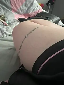 Snapshot of AmberTaylorXxx chatting on 02/05/25, 08:21 AmberTaylorXxx online show from 02/05/25, 08:21