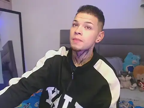 MarceloMilk online show from 10/11/25, 05:50