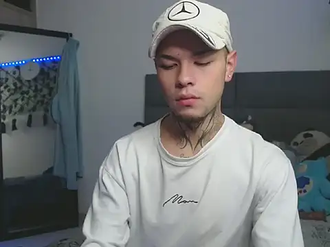 MarceloMilk online show from 10/16/25, 05:19