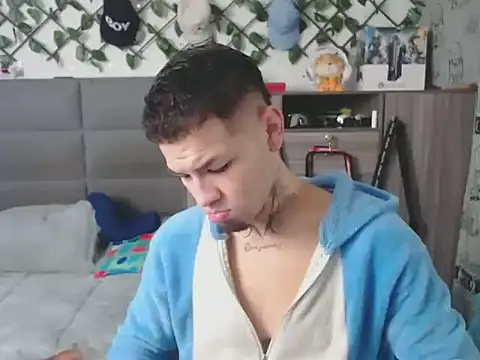 MarceloMilk online show from 10/27/25, 10:25