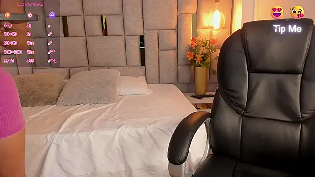 Saori newman online show from 01/28/25, 12:00