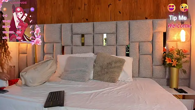 Saori newman online show from 02/08/25, 11:55