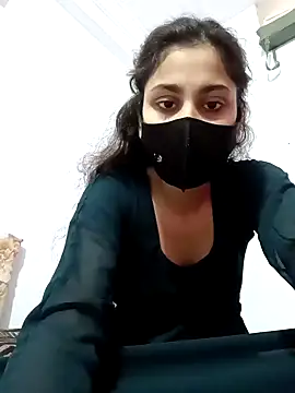 magicmoment00786 online show from 12/22/24, 10:28