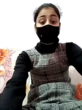 magicmoment00786 online show from 12/27/24, 09:28