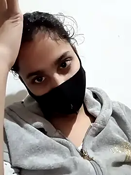 magicmoment00786 online show from 01/31/25, 04:27