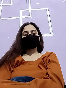 magicmoment00786 online show from 11/12/25, 08:48