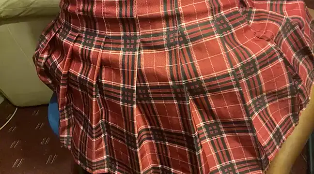 iveedie017 online show from 12/29/24, 11:39