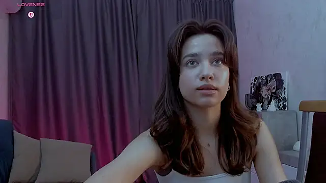 EmeliaReaper online show from 11/02/25, 08:33