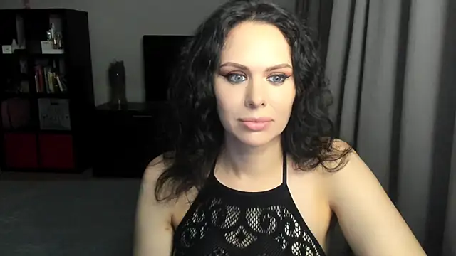 Snapshot of MollyCheiz chatting on 12/03/24, 11:13 MollyCheiz online show from 12/03/24, 11:13