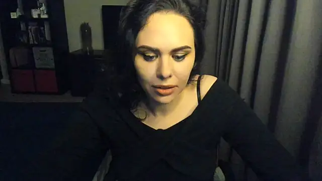 Snapshot of MollyCheiz chatting on 02/11/25, 11:54 MollyCheiz online show from 02/11/25, 11:54