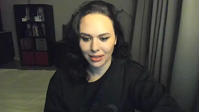 Snapshot of MollyCheiz chatting on 03/05/25, 04:46 MollyCheiz online show from 03/05/25, 04:46