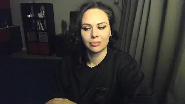 Snapshot of MollyCheiz chatting on 03/22/25, 07:09 MollyCheiz online show from 03/22/25, 07:09