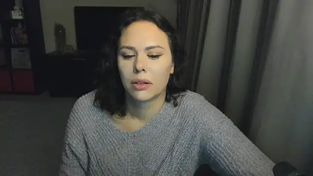 Snapshot of MollyCheiz chatting on 09/22/25, 05:15 MollyCheiz online show from 09/22/25, 05:15