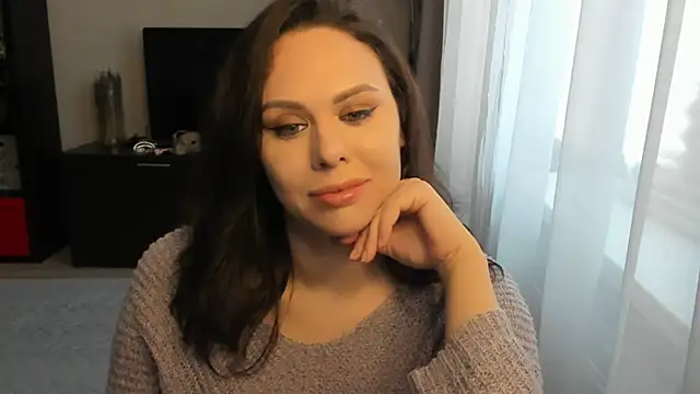 Snapshot of MollyCheiz chatting on 11/03/25, 10:05 MollyCheiz online show from 11/03/25, 10:05