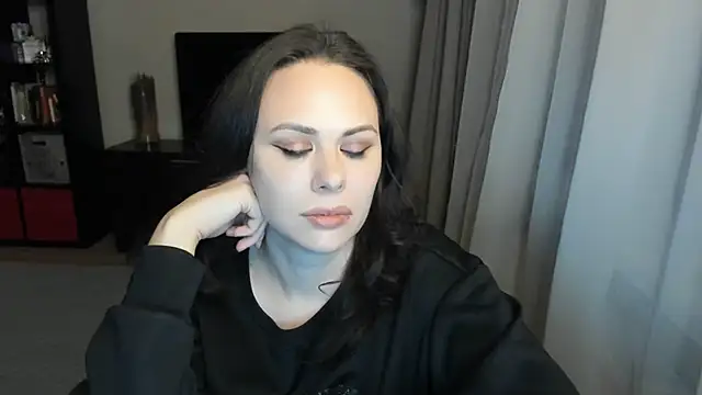 Snapshot of MollyCheiz chatting on 11/22/25, 06:40 MollyCheiz online show from 11/22/25, 06:40