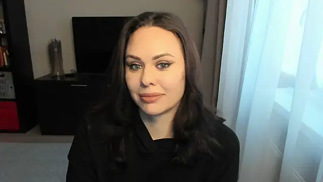 Snapshot of MollyCheiz chatting on 11/25/25, 12:27 MollyCheiz online show from 11/25/25, 12:27