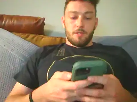 rickyslick123 online show from 10/31/25, 05:19