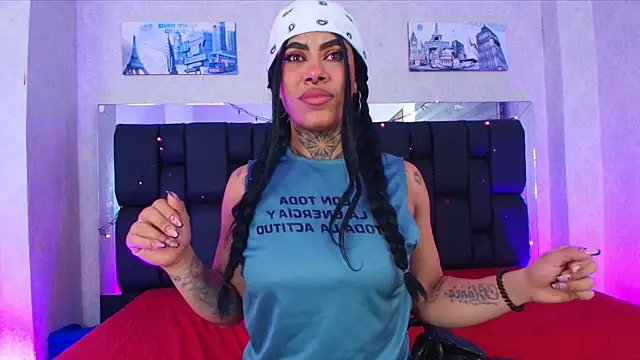 Snapshot of canela_oss chatting on 03/07/25, 12:01 canela oss online show from 03/07/25, 12:01