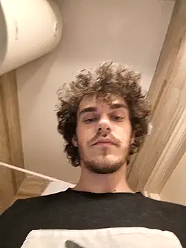 Perry Knight online show from 10/20/25, 06:19