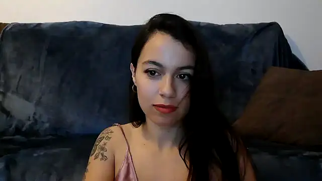Snapshot of AmaraBella69 chatting on 12/06/24, 10:52 AmaraBella69 online show from 12/06/24, 10:52