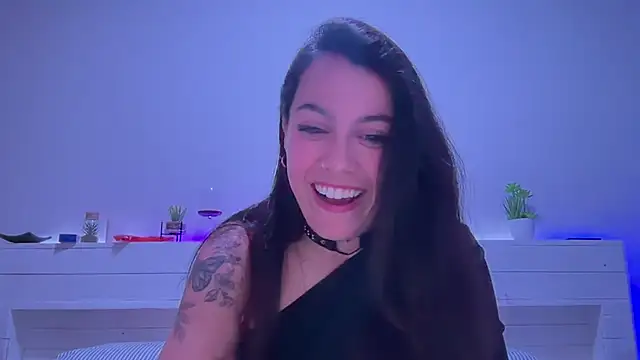 Snapshot of AmaraBella69 chatting on 01/03/25, 10:08 AmaraBella69 online show from 01/03/25, 10:08