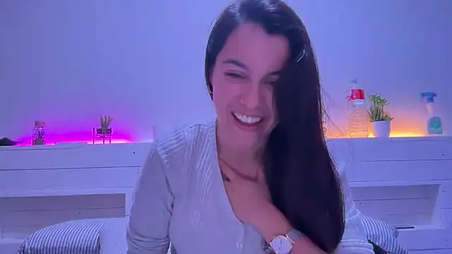 Snapshot of AmaraBella69 chatting on 01/10/25, 10:25 AmaraBella69 online show from 01/10/25, 10:25