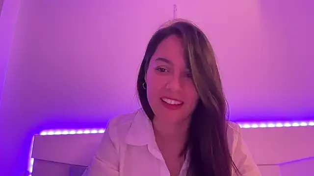 Snapshot of AmaraBella69 chatting on 01/12/25, 10:22 AmaraBella69 online show from 01/12/25, 10:22
