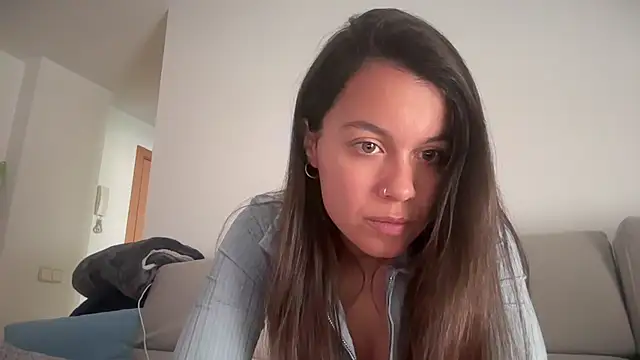 Snapshot of AmaraBella69 chatting on 03/21/25, 01:34 AmaraBella69 online show from 03/21/25, 01:34