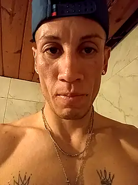 FlacoDani online show from 10/31/25, 05:47