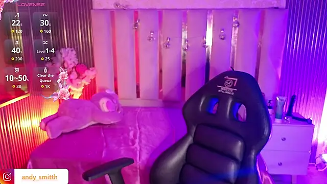 Snapshot of Andy_tay1 chatting on 11/08/25, 03:18 Andy tay1 online show from 11/08/25, 03:18