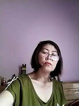 Baby-tits2024 online show from 11/19/25, 06:46