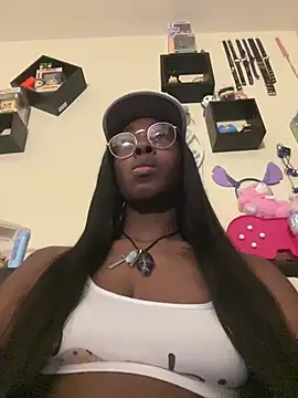 Snapshot of GoddessxDutchessx chatting on 01/20/25, 11:32 GoddessxDutchessx online show from 01/20/25, 11:32