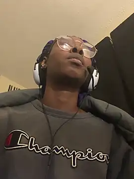 Snapshot of GoddessxDutchessx chatting on 02/04/25, 03:00 GoddessxDutchessx online show from 02/04/25, 03:00