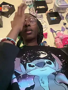 Snapshot of GoddessxDutchessx chatting on 03/07/25, 09:17 GoddessxDutchessx online show from 03/07/25, 09:17