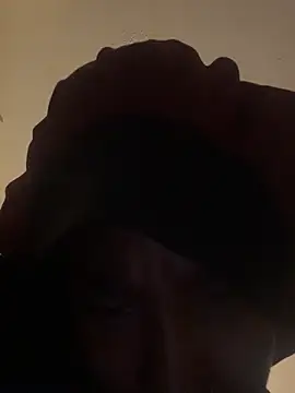 Snapshot of GoddessxDutchessx chatting on 10/11/25, 10:03 GoddessxDutchessx online show from 10/11/25, 10:03