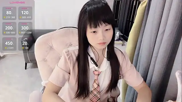 Snapshot of Lena-yyds chatting on 11/03/25, 05:14 Lena-yyds online show from 11/03/25, 05:14