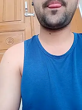 smartboy010101 online show from 10/10/25, 06:23