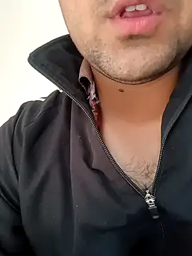 smartboy010101 online show from 11/18/25, 04:17