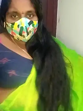 Sexy Radhikaa online show from 11/06/25, 02:51
