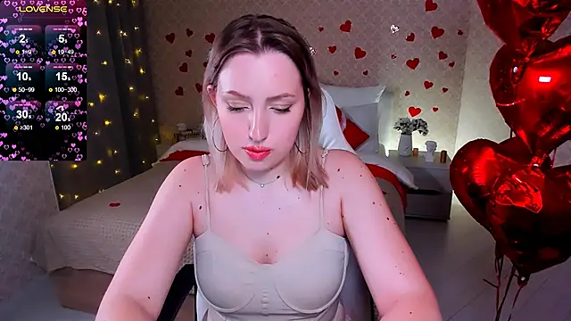 Snapshot of Jenny_Luvv chatting on 02/13/25, 05:44 Jenny Luvv online show from 02/13/25, 05:44