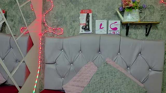 Megan sophia2 online show from 10/02/25, 10:33