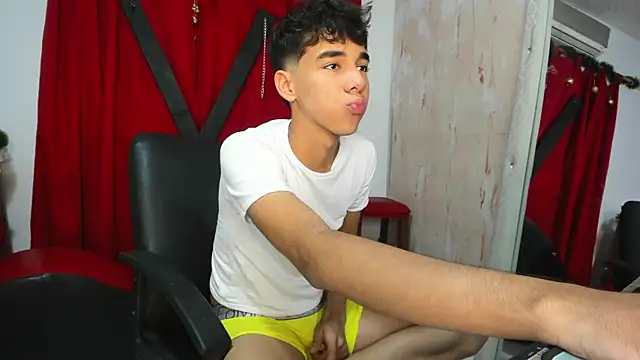 Harry LatinBoy online show from 12/12/24, 09:37