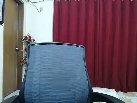 Snapshot of taisina chatting on 02/27/25, 02:32 taisina online show from 02/27/25, 02:32