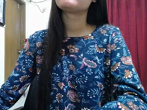 Snapshot of taisina chatting on 03/11/25, 02:54 taisina online show from 03/11/25, 02:54
