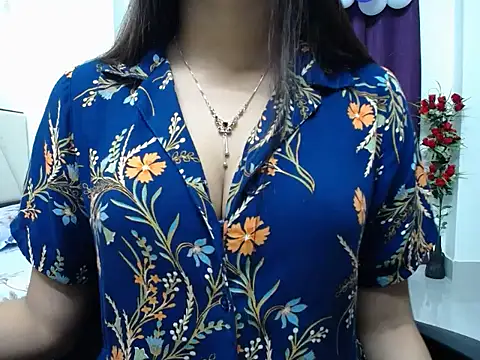 Snapshot of taisina chatting on 09/18/25, 04:20 taisina online show from 09/18/25, 04:20