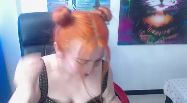 Snapshot of XxMiaSexxyHotxX chatting on 01/16/25, 07:52 XxMiaSexxyHotxX online show from 01/16/25, 07:52