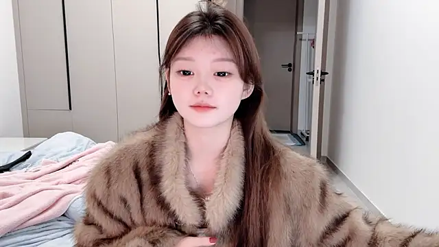 yangyang-1115 online show from 10/25/25, 05:26