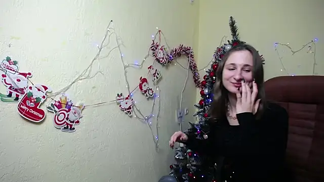 MichelLeee online show from 12/26/24, 12:27